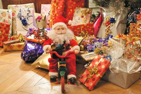 Les cadeaux de Noël, une plaie quand on s'y sent obligé et sans idée... Les cadeaux de Noël, une plaie quand on s'y sent obligé et sans idée...