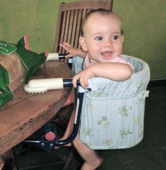 Voici le siège de ma fille pour ses repas