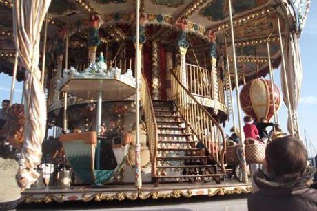 Cheval en bois ou cheval à poils? C’est tout vu! manege