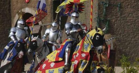 Plein les yeux au Puy du fou? De bien beaux costumes