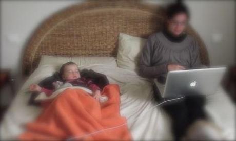 Son rituel coucher (celui d’une grande) bebe dans un grand lit