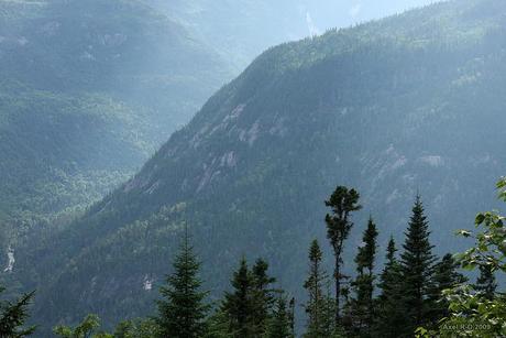 Sous la tente, au milieu de rien (croit-on)