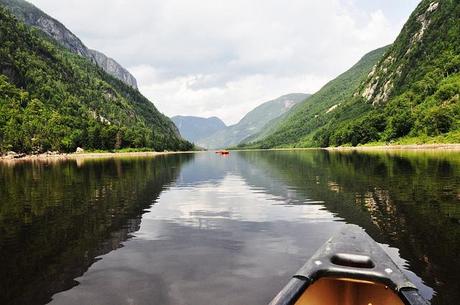 Sous la tente, au milieu de rien (croit-on)
