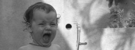 Crise des deux ans: quand elle n’est pas vraiment là… Est-ce bon signe? bebe-rale