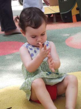 coiffures-bebe-couettes1