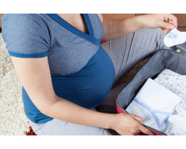 Quoi prendre dans sa valise pour la maternité?