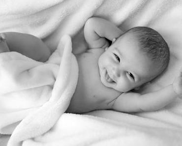 Avec la chaleur, quelle couverture pour bébé ?