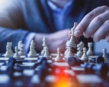 Le jeu d’échecs : un outil pédagogique pour les jeunes